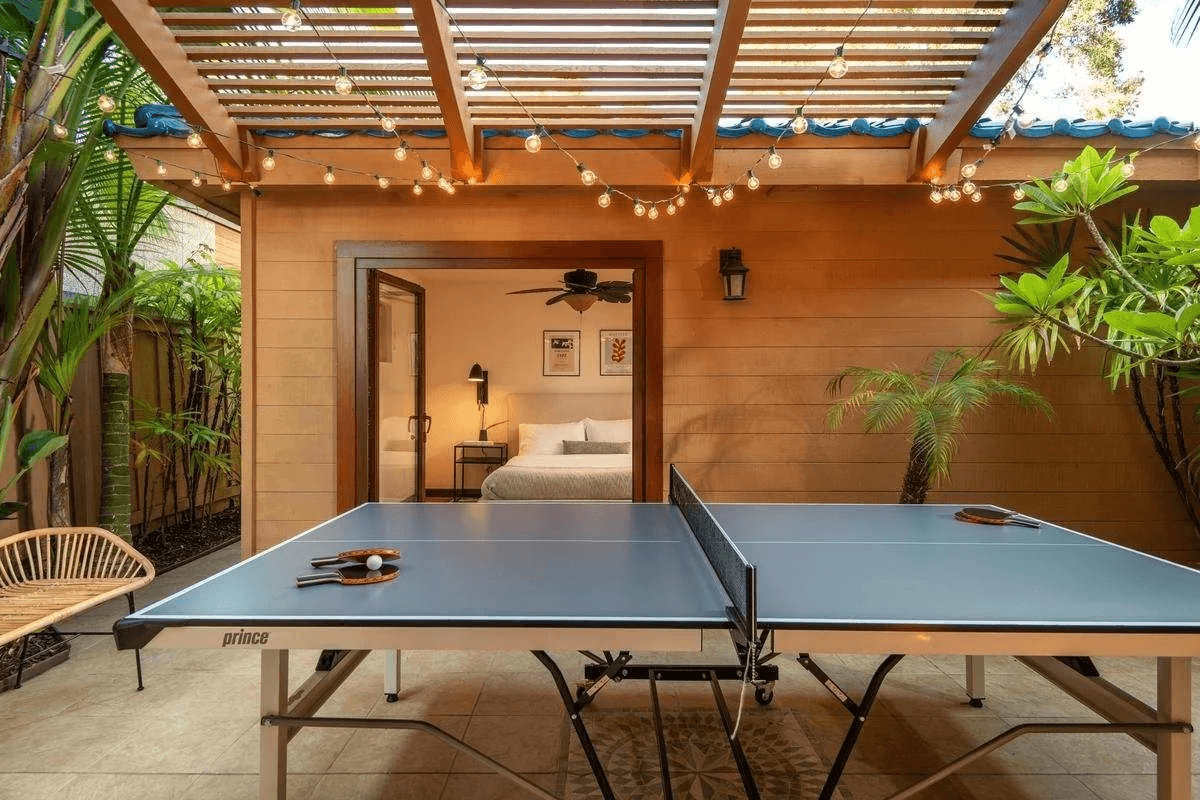 ping pong table in AvantStay rental backyard