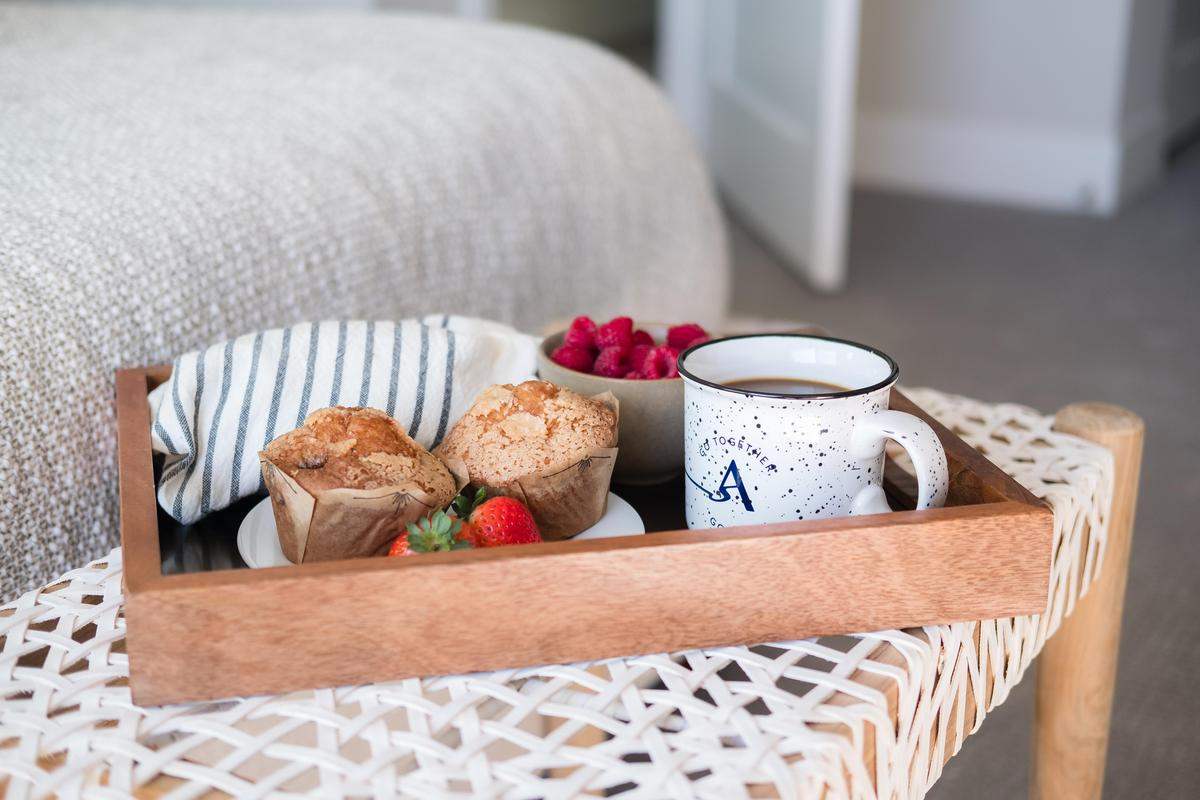 AvantStay branded mug and breakfast items