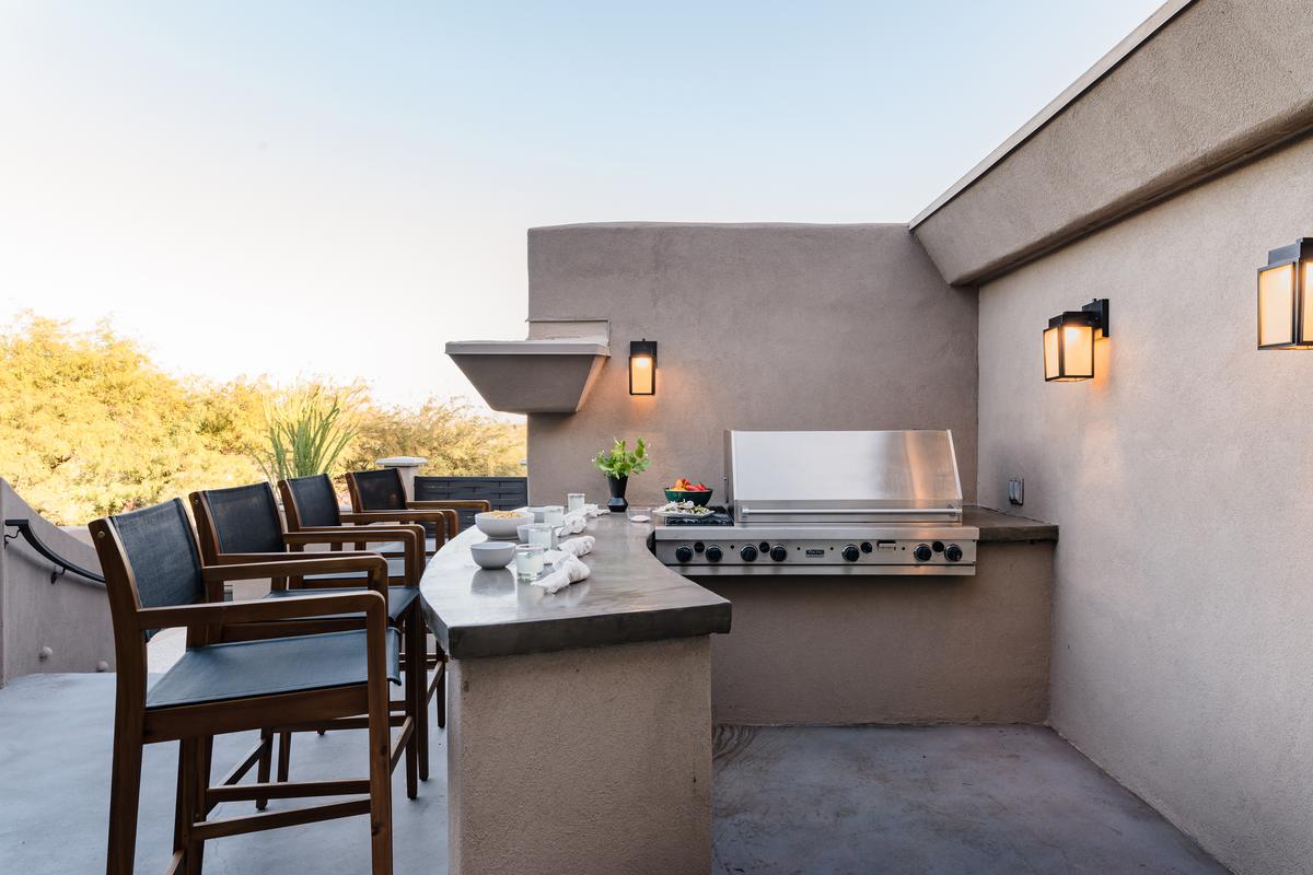 Scottsdale Arizona luxury outdoor AvantStay vacation rental