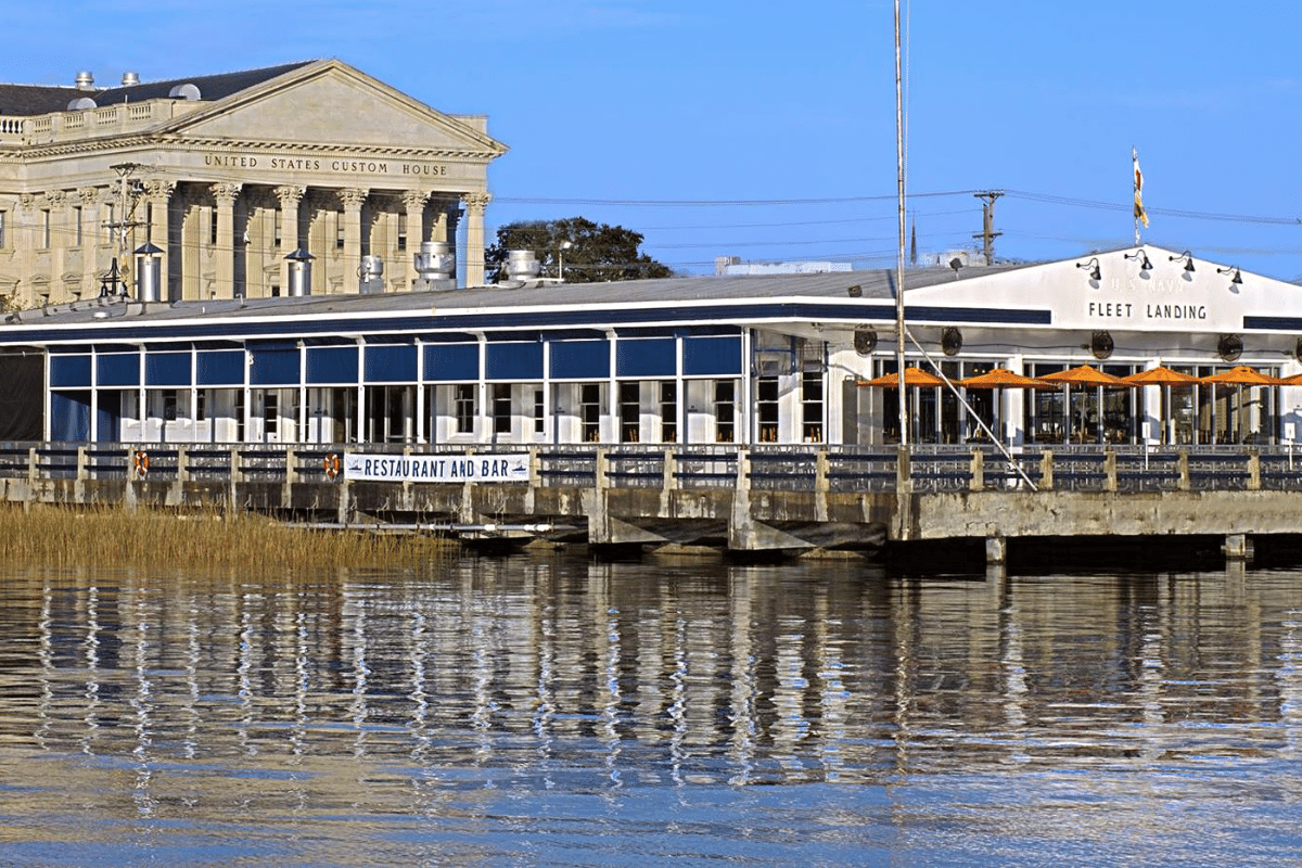 Fleet Landing Restaurant & Bar in Charleston