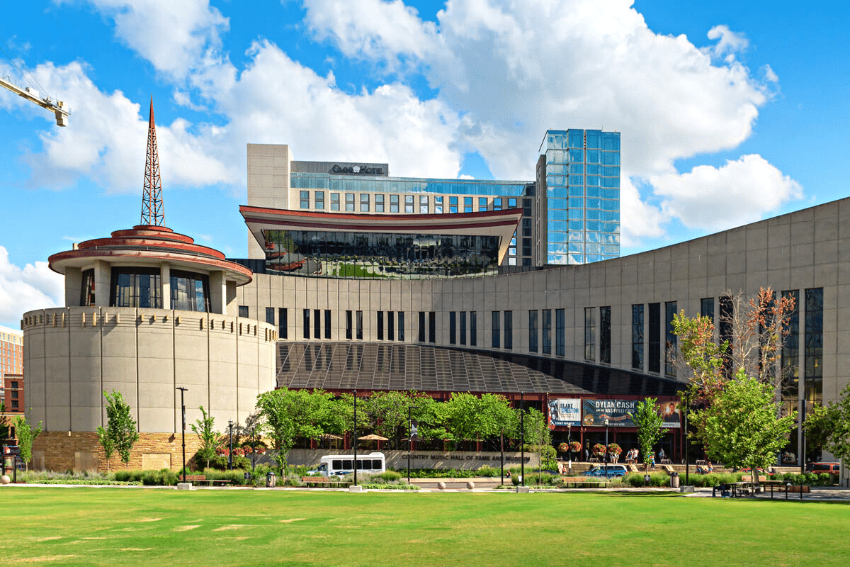 Country Music Hall of the Fame and Museum in Nashville