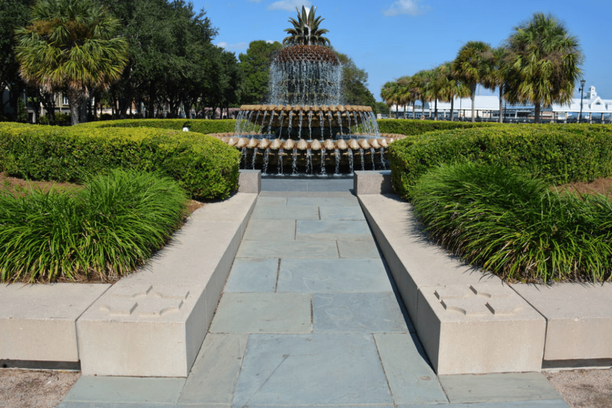 Joe Rilet Waterfront Park largest open space in Charleston