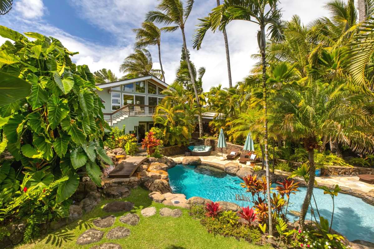 Oahu Hawaii AvantStay vacation rental