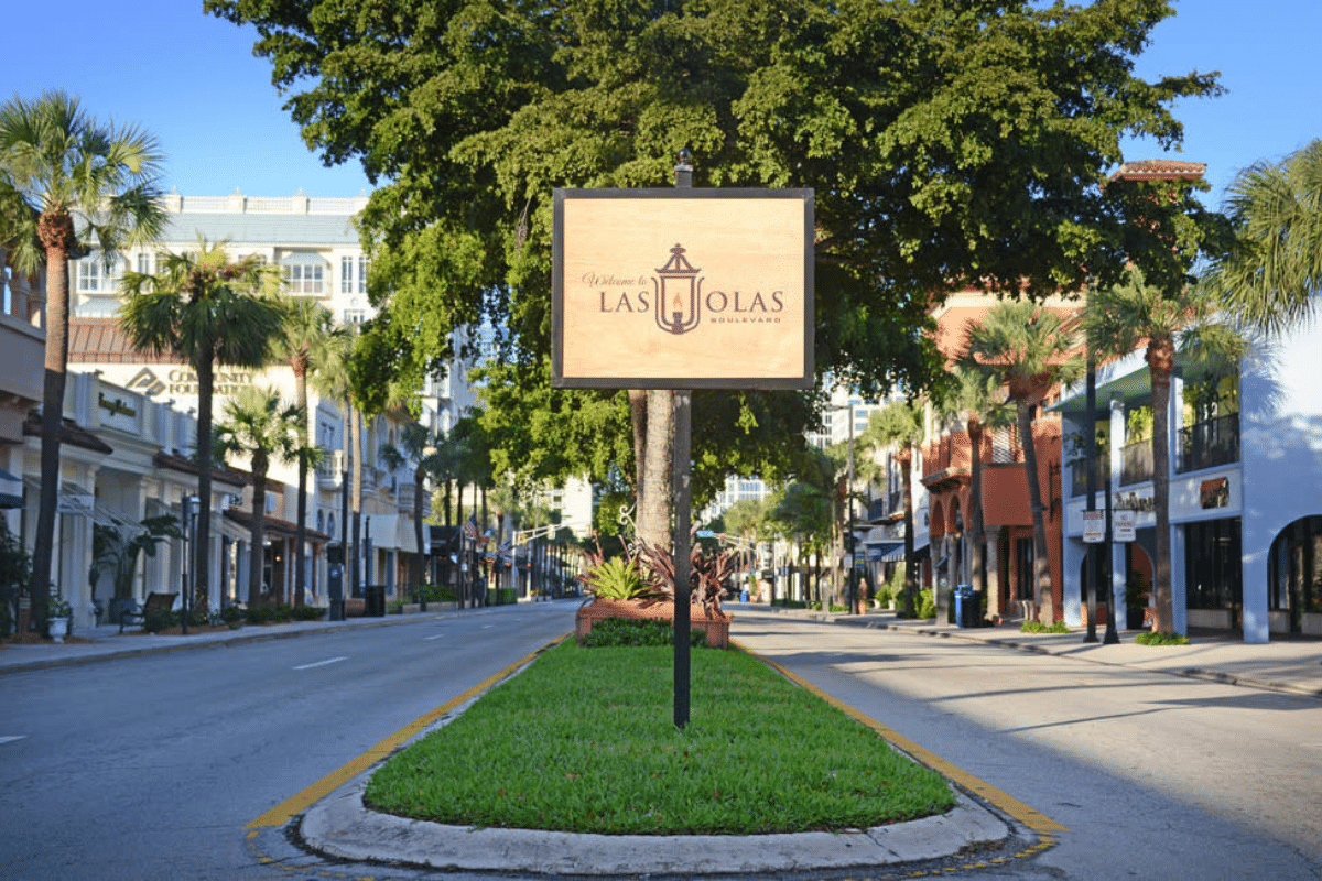 shopping on Las Olas Blvd is at the top of the things to do fort lauderdale list