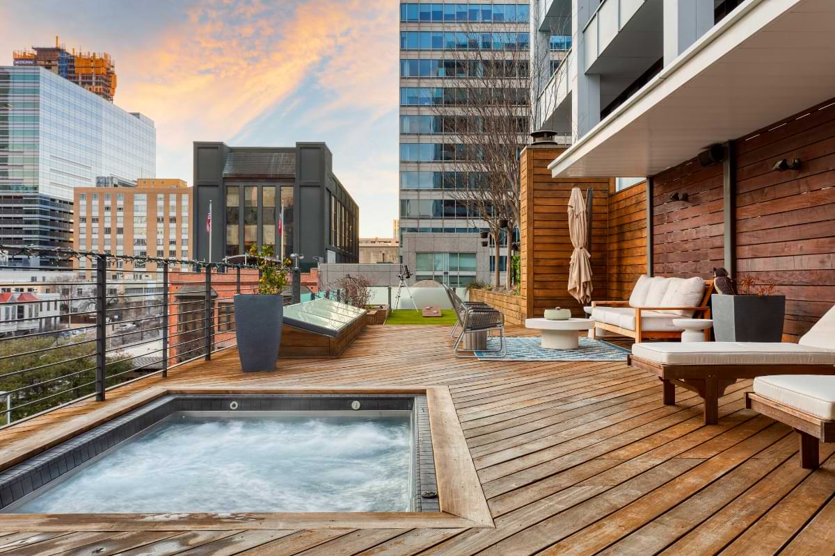 rooftop austin vacation rental with a hot tub