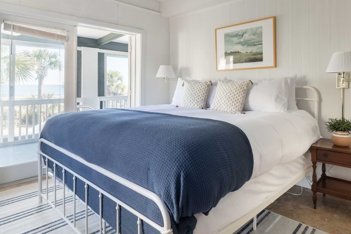 bedroom of hilton head vacation home